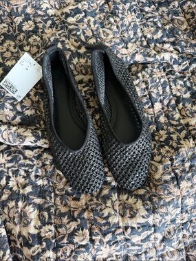H&M Black Knit Ballet Flats - Women's Slip-On